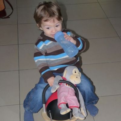 22 janvier - Je roule avec Popi sur la coccinelle 