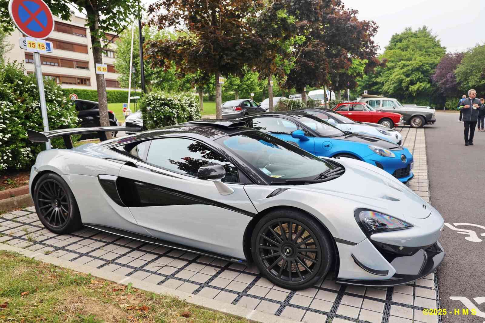 MacLaren 620 R_03 - 2014 [UK] HL_GF