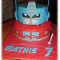 Gâteau transformers Optimus Prime 3D