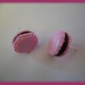 Boucles d'oreille macarons rose et marron - 3€