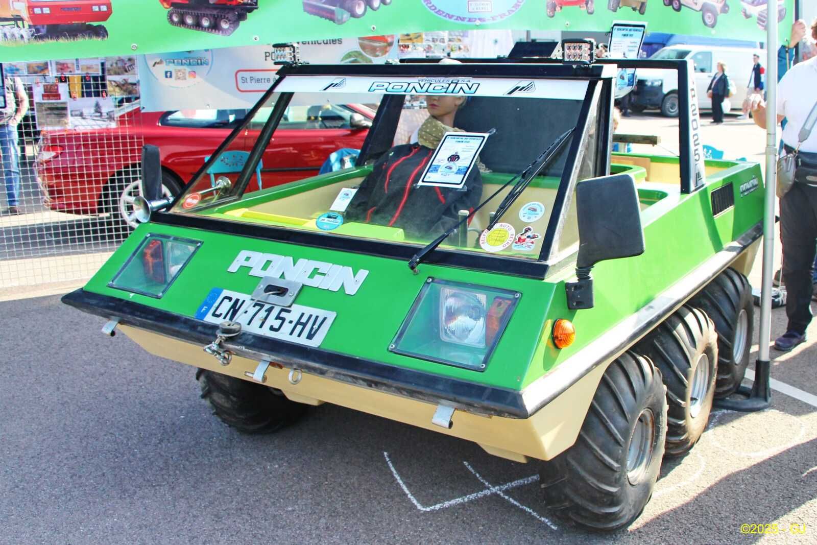 Poncin VP 2025 amphibie_02 - 1985 [F] GJ_GF