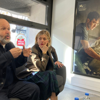 À pied d’œuvre : "créer, survivre, persister"  : notre entretien exclusif avec Valérie Donzelli, réalisatrice, et Gilles Marchand, co-scénariste