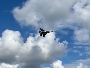Le vol du Sukhoi SU30, un magnifique avion.