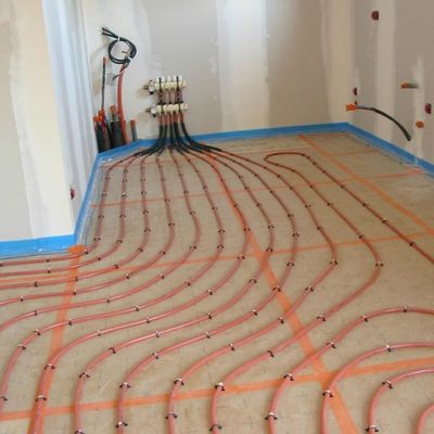 Pose du système de chauffage le 06 06 13: