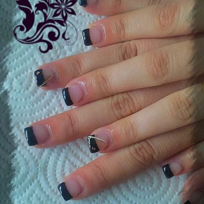 Pose chablon gel NSI french noir NSI déco lyner noir/or.