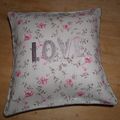 Et un coussin , un cadeau !