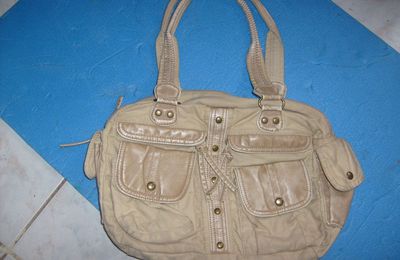 Sac à main beige