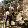 Chantier Mur du Potager 2eme tome!!