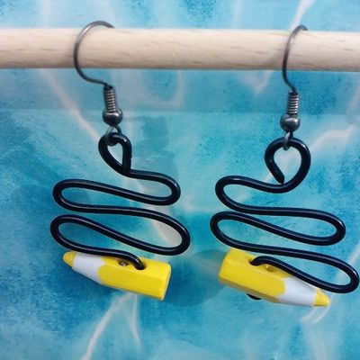 Boucles d'oreilles crayon