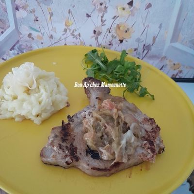 Porc à la rhubarbe et son écrasé de PDT et sa tête de moine