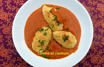 Quenelles de volaille au chorizo, sauce au poivron grillé