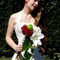 Bouquet de mariée tombant lys et roses