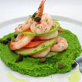 Salade de crevettes, coulis de petits pois et pomme verte