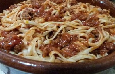 LINGUINI A LA BOLOGNAISE