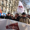 Bravo aux JA présents à la manif Lactalis à Paris !