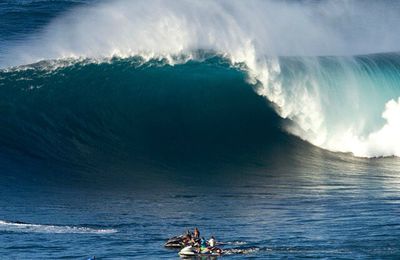 Jaws Surf , Peahi hawaii