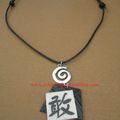 collier theme chinois.