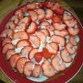 Génoise crème fraises et rhubarbe