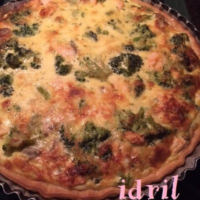 TARTE SAUMON BROCOLIS