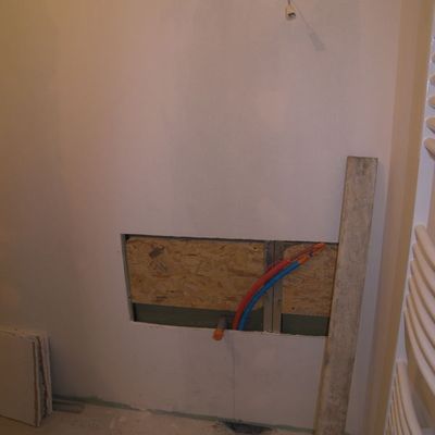 c'est parti pour la salle de bain du rez de chaussée