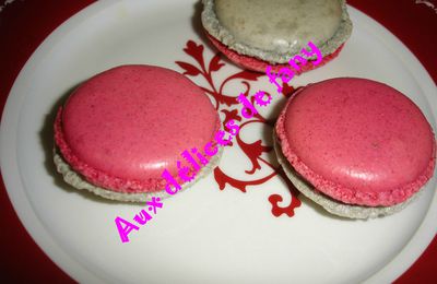 MACARONS AUX GRIOTTES