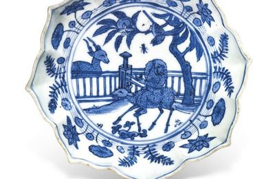 A blue and white dish, Ming Dynasty, Longqing six-character mark within a double circle and of the period (1567-1572)