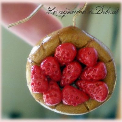 Boucles d'oreille "Tarte à la fraise"