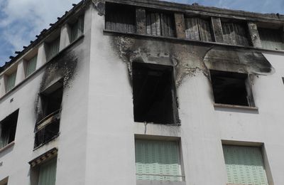 montbrison  42 2017 incendie  place des Pénitents