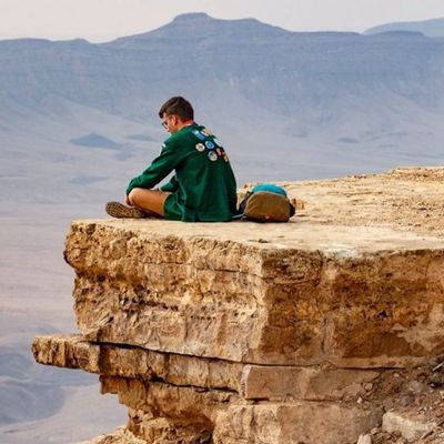 Fais silence pour entendre Jésus qui vient