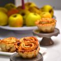 Apple roses ou tartelettes roses aux pommes