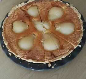 Tarte amandine aux poires by Paul