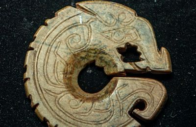 Jade ornament, Jue, Shang Dynasty, c.16th-11th Century BC