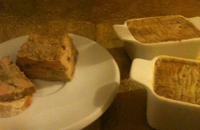 Petite terrine de foie gras aux poires