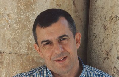 Gastão Cruz (1941 -) : Dans la lumière de l’été / Na luz do verão