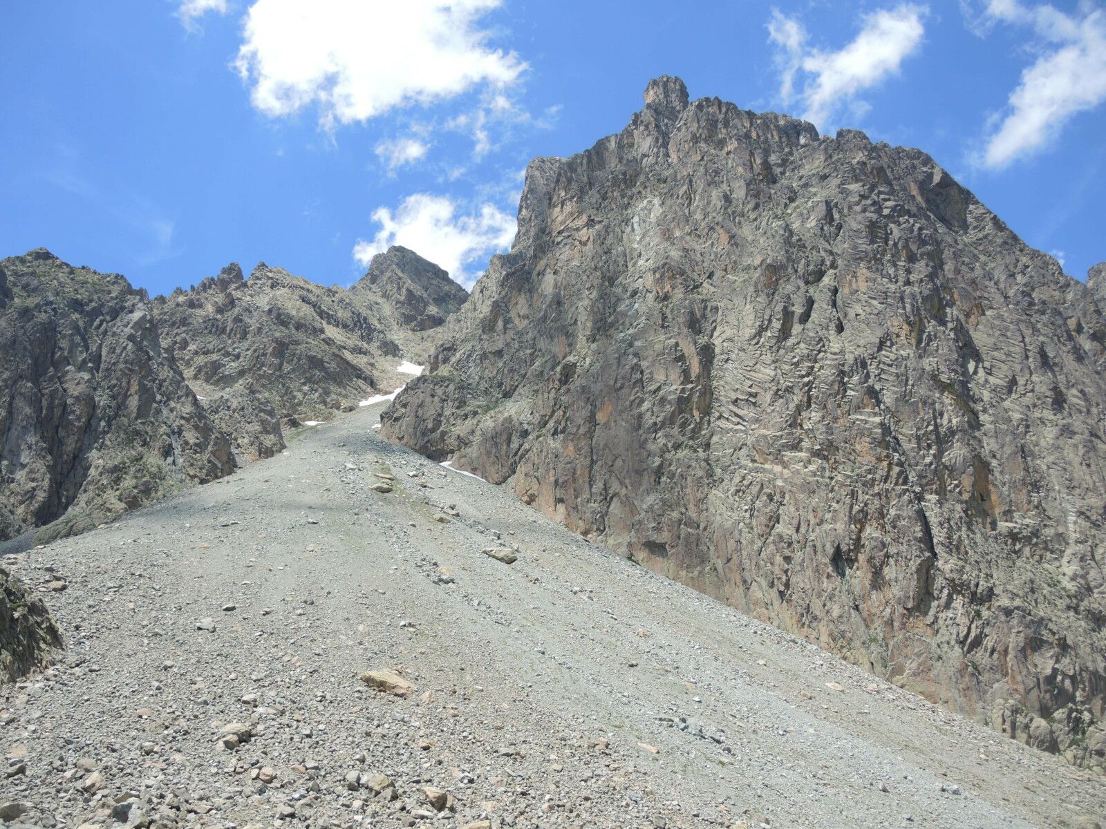 Col de Peyreget, rando Pombie-Peyreget, montée, pic du Midi d'Ossau (64)