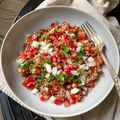 Salade de quinoa, lentilles, tomate et grenade