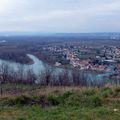 A GAUCHE SUR LA PHOTO VUE SUR SERRIERES (ARDECHE) A DROITE VUE SUR SABLONS (ISERE)...