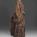 Robes XIXème siècle et cape du soir de la reine Marie-Amélie du Portugal @ Coutau-Begarie - Paris