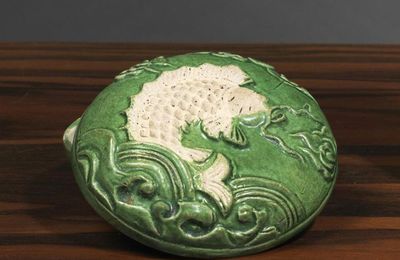 Boîte circulaire à décor de poisson, Chine, époque Kangxi (1662-1722)