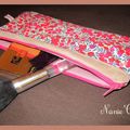 Jolie trousse