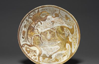 Luster Bowl with Antelope, 1000s, Egypt, Fustat (Old Cairo), Fatimid period (909–1171