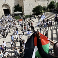 Les forces israéliennes attaquent les Palestiniens qui protestaient contre la "marche des drapeaux" 