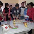 كرواسون بيكر > Faire des croissants, objectif de l'atelier patisserie du temps d'accueil de ce jeudi 23 a.m. à Ourika Tadamoune