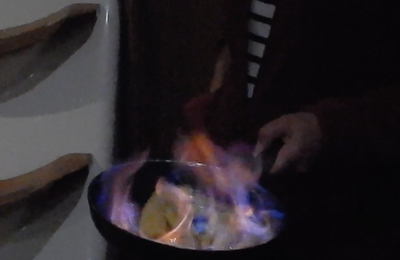 Recette des bananes flambées au whisky. Recipe for bananas flambéed with whiskey. A bord du Nena, le 10 novembre 2016