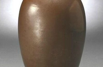 A rare small persimmon-glazed 'Yaozhou' vase, Northern Song Dynasty (960-1179)