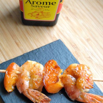 Brochettes de gambas et abricots