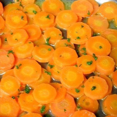 AVEC DES RESTES DE : CAROTTES CUITES