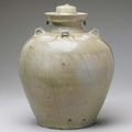 A Rare Large Grey-Green-Glazed Jar and Cover, Six Dynasties (220–589)