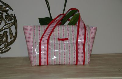 Le sac du concours de Noël ou votez pour moi !