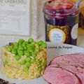 Magret de canard cuit à basse température, confiture de cerise à l'ail noir et risotto aux petits pois